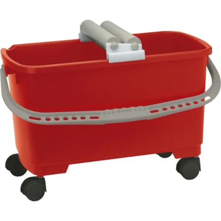 Grout bucket with wringer rollers