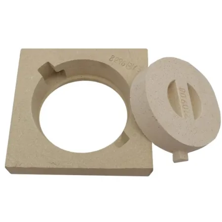 Refractory castable sweeping hatch 220 x 220 mm - With bayonet plug