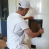 Finalización de una estufa de masa en kit Tiileri con ayuda al montaje